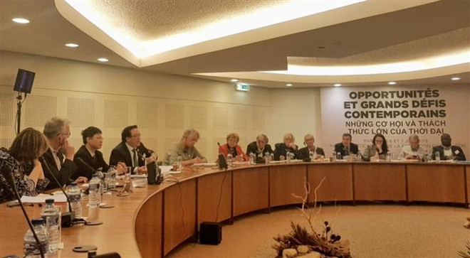 Le 3e séminaire théorique des partis communistes vietnamien et français ảnh 1 Le 3e séminaire théorique des partis communistes vietnamien et français ảnh 1
