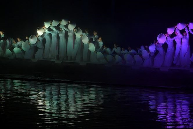 Deux records du Vietnam au programme artistique « Mémoire à Hoi An » ảnh 3 Deux records du Vietnam au programme artistique « Mémoire à Hoi An » ảnh 3