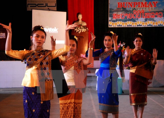 La haute délégation du PCV au Sud Laos ảnh 1 La haute délégation du PCV au Sud Laos ảnh 1