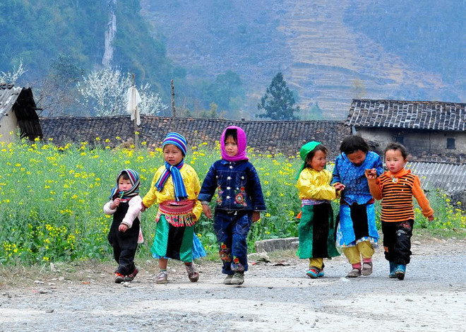 Concours d’écriture "Tourisme du Nord-Ouest 2017" ảnh 1 Concours d’écriture "Tourisme du Nord-Ouest 2017" ảnh 1