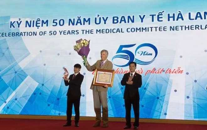 Le comité de la santé MCNV, 50 ans aux côtés du Vietnam ảnh 1 Le comité de la santé MCNV, 50 ans aux côtés du Vietnam ảnh 1