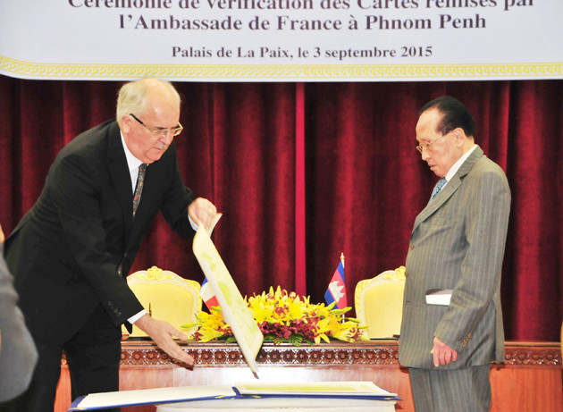Les cartes du Cambodge "identiques" à celles prêtées par la France ảnh 1 Les cartes du Cambodge "identiques" à celles prêtées par la France ảnh 1