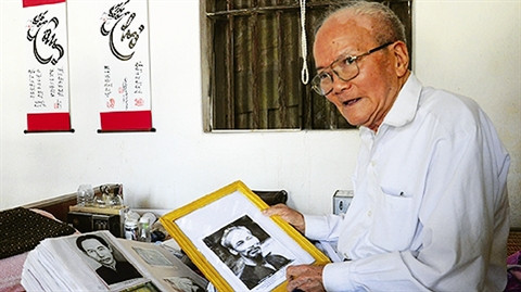 Un quart de siècle consacré aux photos sur l’Oncle Hô ảnh 1 Un quart de siècle consacré aux photos sur l’Oncle Hô ảnh 1