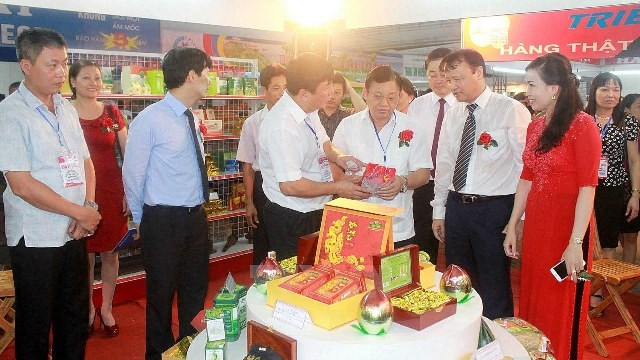 Ouverture de la Foire industrielle et commerciale du Nord-Est 2015 ảnh 1 Ouverture de la Foire industrielle et commerciale du Nord-Est 2015 ảnh 1