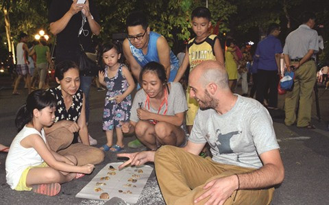 Les rues piétonnes de Hanoï se posent en label touristique ảnh 2 Les rues piétonnes de Hanoï se posent en label touristique ảnh 2