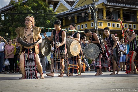 Le photographe français Réhahn aspire à convier les ethnies du Vietnam ảnh 2 Le photographe français Réhahn aspire à convier les ethnies du Vietnam ảnh 2