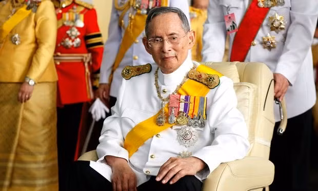 Décès du roi de Thaïlande ảnh 1