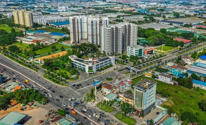 Experts russes : le Vietnam applique avec succès une économie de marché à orientation socialiste ảnh 2 Experts russes : le Vietnam applique avec succès une économie de marché à orientation socialiste ảnh 2