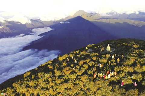 À la conquête de la montagne Lùng Cung à Yên Bai ảnh 1 À la conquête de la montagne Lùng Cung à Yên Bai ảnh 1