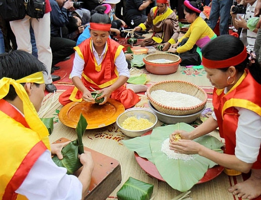 De nombreuses activités à l'occasion de la fête des rois fondateurs Hung ảnh 1 De nombreuses activités à l'occasion de la fête des rois fondateurs Hung ảnh 1