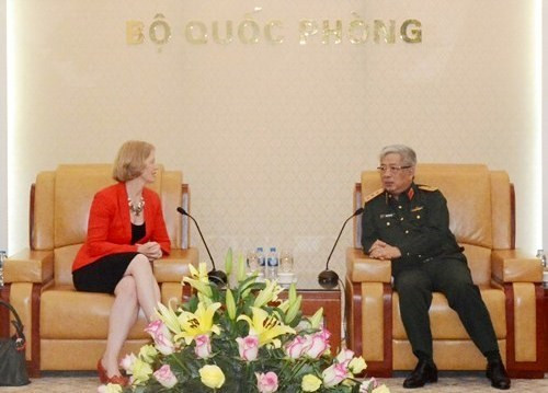 Le Vietnam veut élargir la coopération défensive avec la Nouvelle-Zélande ảnh 1 Le Vietnam veut élargir la coopération défensive avec la Nouvelle-Zélande ảnh 1