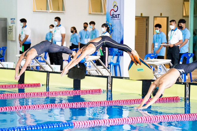 Nage avec palmes: le Vietnam brille au Finswimming's World Cup Round Swimming Pool 2022 ảnh 2 Nage avec palmes: le Vietnam brille au Finswimming's World Cup Round Swimming Pool 2022 ảnh 2
