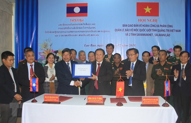 Quang Tri et des provinces laotiennes coopèrent dans la protection de la frontière ảnh 1 Quang Tri et des provinces laotiennes coopèrent dans la protection de la frontière ảnh 1