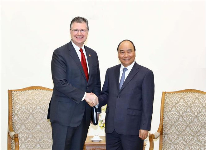 Le Premier ministre reçoit l’ambassadeur des Etats-Unis ảnh 1