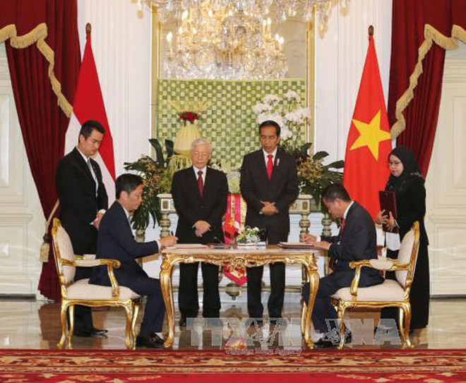 Vietnam et Indonésie signent plusieurs documents de coopération ảnh 1 Vietnam et Indonésie signent plusieurs documents de coopération ảnh 1
