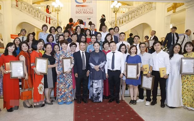 Les VIe Prix nationaux de l’information pour l’étranger ảnh 1