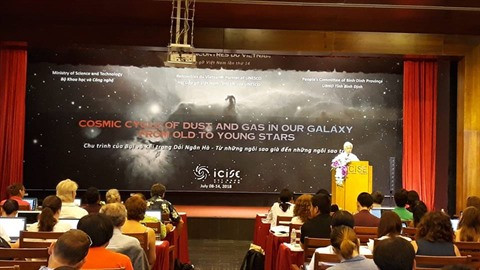 Colloque sur l’évolution du gaz et de la poussière dans la galaxie ảnh 1 Colloque sur l’évolution du gaz et de la poussière dans la galaxie ảnh 1