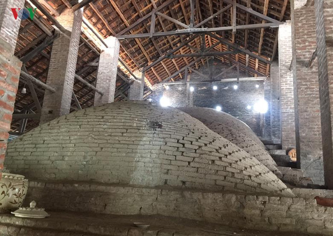À Bat Tràng, l’ancien four de poterie Lo Bâu à l’épreuve du temps ảnh 3