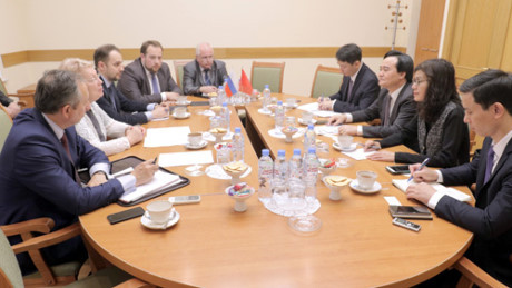 Vietnam et Russie approfondissent leur coopération dans l'éducation ảnh 1 Vietnam et Russie approfondissent leur coopération dans l'éducation ảnh 1