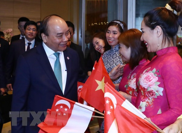 Le Premier ministre Nguyen Xuân Phuc termine ses activités au 33e Sommet de l’ASEAN ảnh 1 Le Premier ministre Nguyen Xuân Phuc termine ses activités au 33e Sommet de l’ASEAN ảnh 1