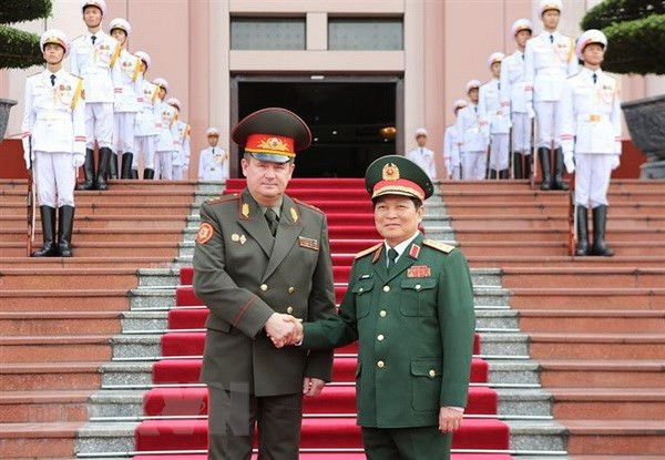 Le ministre biélorusse de la Défense en visite officielle au Vietnam ảnh 1 Le ministre biélorusse de la Défense en visite officielle au Vietnam ảnh 1