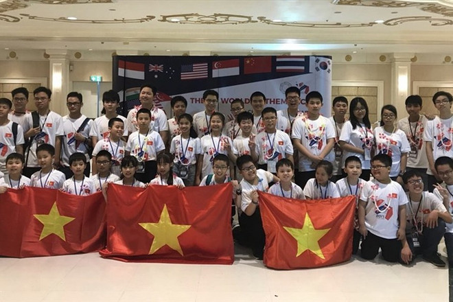 Les élèves de Hanoï brillent au Championnat du monde de mathématiques par équipe 2018 ảnh 1 Les élèves de Hanoï brillent au Championnat du monde de mathématiques par équipe 2018 ảnh 1