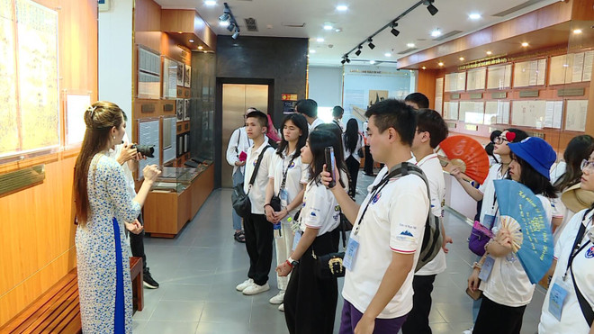 Hoang Sa dans le coeur des jeunes Vietnamiens d'outre-mer ảnh 1 Hoang Sa dans le coeur des jeunes Vietnamiens d'outre-mer ảnh 1
