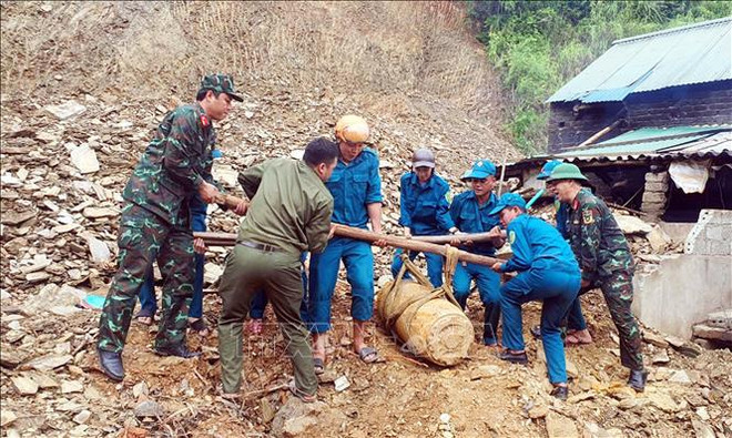Une bombe datant de la guerre neutralisée à Nghê An ảnh 1 Une bombe datant de la guerre neutralisée à Nghê An ảnh 1