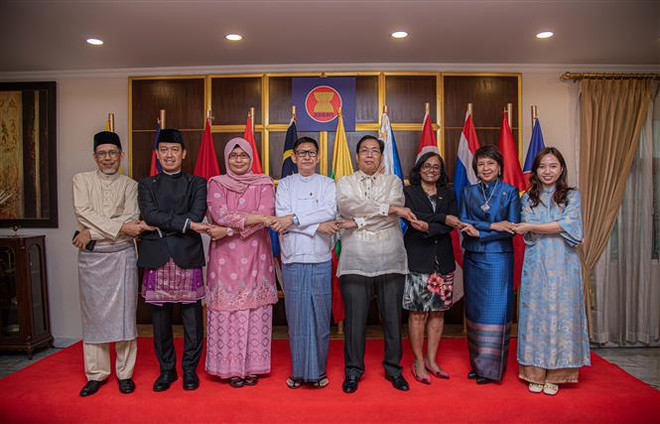 Célébration de l’anniversaire de l’ASEAN au Bangladesh et au Sri Lanka ảnh 1 Célébration de l’anniversaire de l’ASEAN au Bangladesh et au Sri Lanka ảnh 1