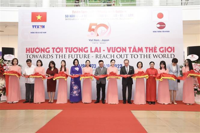 La VNA et la Kyodo News célèbrent en grand format les liens Vietnam-Japon ảnh 1