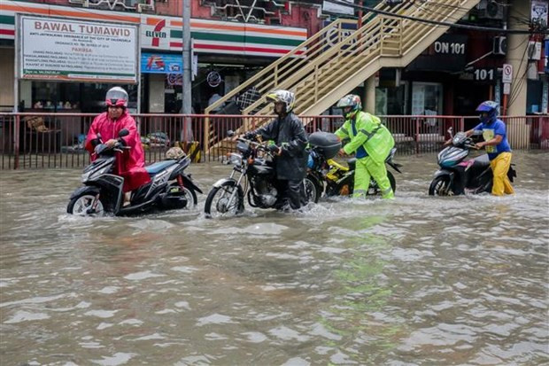 Le typhon Doksuri fait 25 morts et 20 disparus aux Philippines ảnh 1 Le typhon Doksuri fait 25 morts et 20 disparus aux Philippines ảnh 1