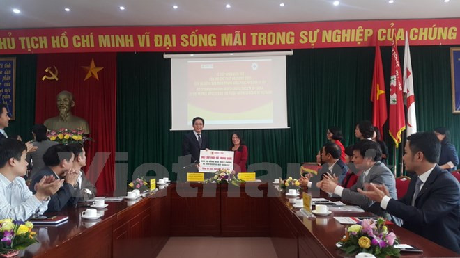 La Croix-Rouge chinoise continue de soutenir les sinistrés des inondations du Vietnam ảnh 1 La Croix-Rouge chinoise continue de soutenir les sinistrés des inondations du Vietnam ảnh 1