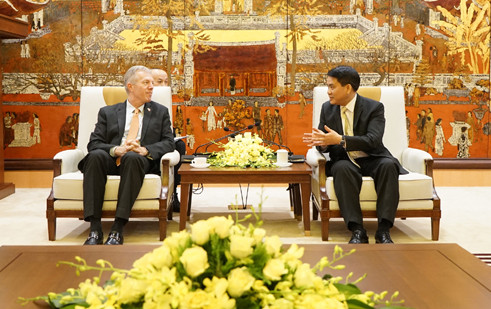 Hanoi souhaite coopérer avec les Etats-Unis dans l'édification d'une ville intelligente ảnh 1 Hanoi souhaite coopérer avec les Etats-Unis dans l'édification d'une ville intelligente ảnh 1