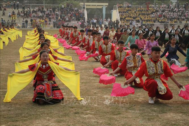 Année nationale du tourisme 2024 : offrir aux touristes les produits touristiques uniques de Dien Bien ảnh 1 Année nationale du tourisme 2024 : offrir aux touristes les produits touristiques uniques de Dien Bien ảnh 1
