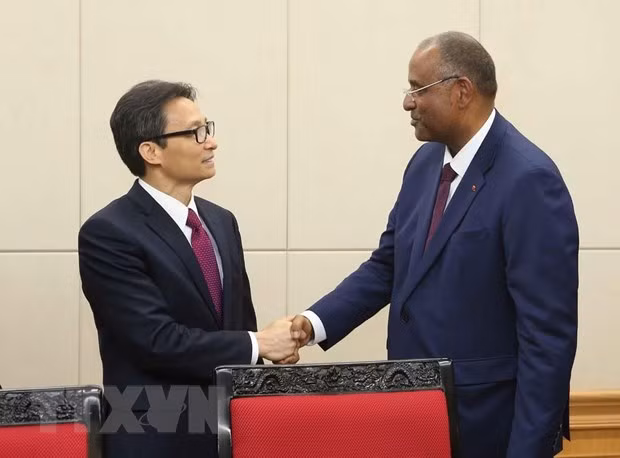 Le Vietnam prêt à partager son expérience avec la Côte d'Ivoire ảnh 1