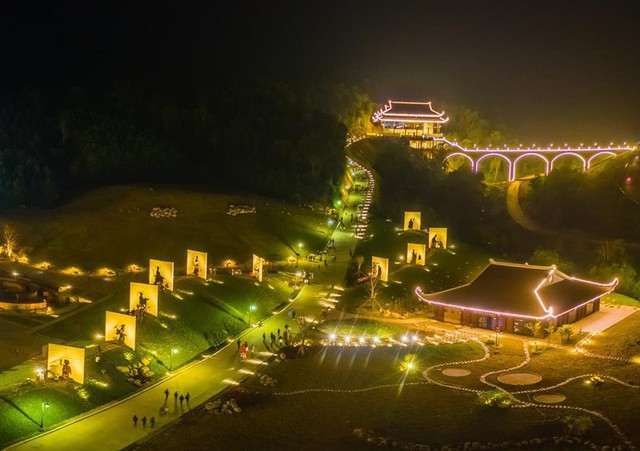 La Semaine de la culture et du tourisme et la Fête du Printemps de la province de Bac Giang ảnh 2 La Semaine de la culture et du tourisme et la Fête du Printemps de la province de Bac Giang ảnh 2