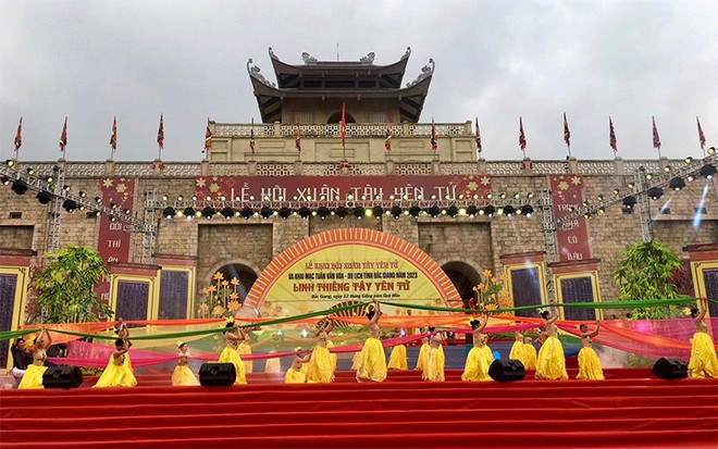 La Semaine de la culture et du tourisme et la Fête du Printemps de la province de Bac Giang ảnh 1 La Semaine de la culture et du tourisme et la Fête du Printemps de la province de Bac Giang ảnh 1