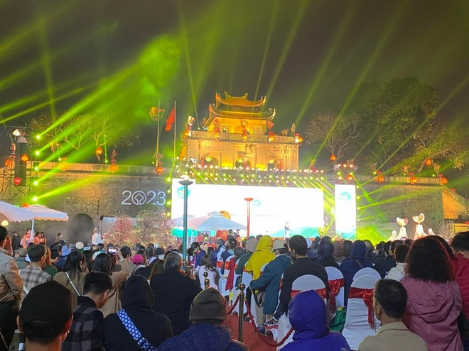 «Le nouveau rythme», thème de la Journée de la poésie vietnamienne 2023 ảnh 1 «Le nouveau rythme», thème de la Journée de la poésie vietnamienne 2023 ảnh 1