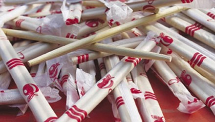 Le Vietnam enquête sur l'affaire des baguettes jetables toxiques ảnh 1 Le Vietnam enquête sur l'affaire des baguettes jetables toxiques ảnh 1