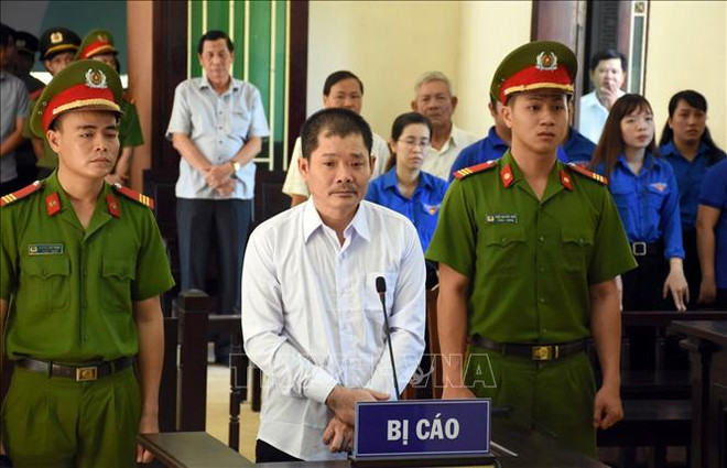 Un homme condamné pour terrorisme et détention illicite des armes ảnh 1 Un homme condamné pour terrorisme et détention illicite des armes ảnh 1