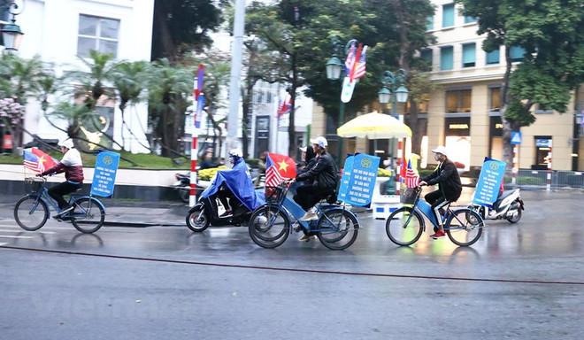 Les Hanoiens sont prêts à accueillir le président Kim Jong-un ảnh 4