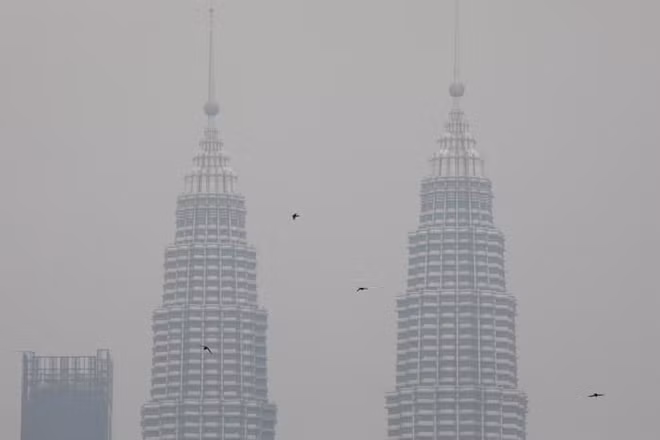 Malaisie : la mousson aidera à dissiper les nuages de fumée ảnh 1 Malaisie : la mousson aidera à dissiper les nuages de fumée ảnh 1