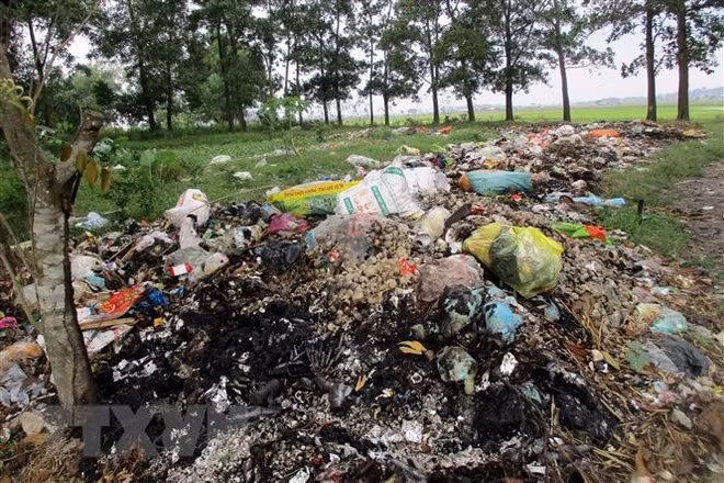 Vinh Phuc oeuvre pour résoudre le problème des déchets plastiques ảnh 1 Vinh Phuc oeuvre pour résoudre le problème des déchets plastiques ảnh 1