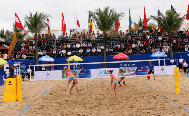 Ouverture du Championnat du monde de volley-ball de plage féminin de Tuan Chau 2019 ảnh 1 Ouverture du Championnat du monde de volley-ball de plage féminin de Tuan Chau 2019 ảnh 1