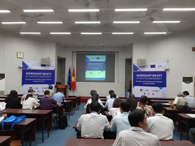Colloque sur le transfert de technologies et de connaissances européennes au Vietnam ảnh 1 Colloque sur le transfert de technologies et de connaissances européennes au Vietnam ảnh 1