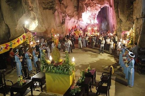 La fête Vu Lan - Ngu Hành Son 2019 ảnh 1 La fête Vu Lan - Ngu Hành Son 2019 ảnh 1