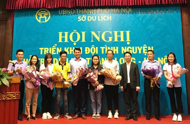 300 étudiants guides volontaires pour présenter les sites de Hanoi ảnh 1 300 étudiants guides volontaires pour présenter les sites de Hanoi ảnh 1