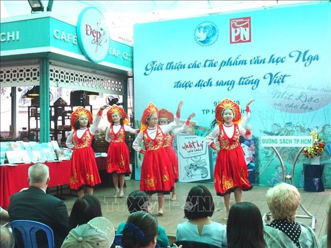 Présentation des œuvres littéraires russes en langue vietnamienne à Ho Chi Minh-Ville ảnh 1 Présentation des œuvres littéraires russes en langue vietnamienne à Ho Chi Minh-Ville ảnh 1