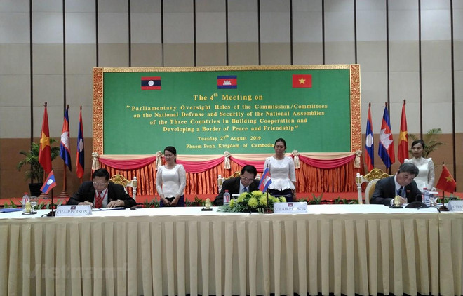 Les pays CLV : signature d'un accord de coopération en matière de défense et de sécurité ảnh 1 Les pays CLV : signature d'un accord de coopération en matière de défense et de sécurité ảnh 1