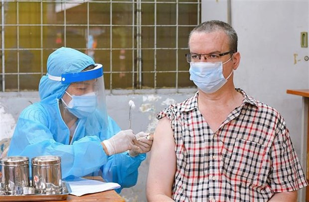 Covid-19 : Hô Chi Minh-Ville déploie un plan de vaccination pour les étrangers ảnh 1 Covid-19 : Hô Chi Minh-Ville déploie un plan de vaccination pour les étrangers ảnh 1